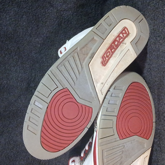 Air Jordan 3 Retro 'CARDINAL' ,Mens-13 100% AUTHENTIC! - Picture 9 of 12